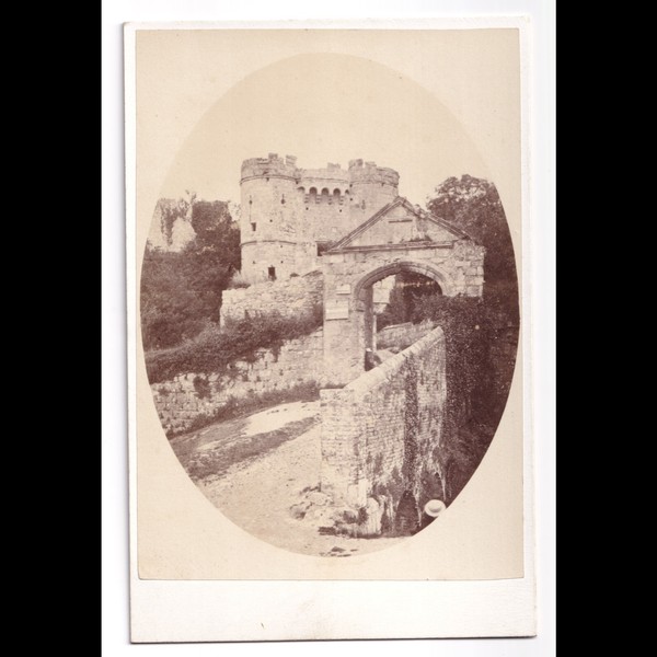 Cabinet Card: Cabinet Card: Carisbrooke Castle, Isle of Wight.: catalogue image 1