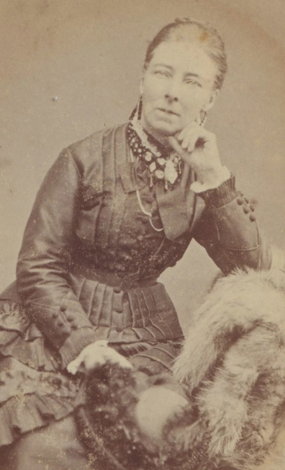 Cabinet Card: Cabinet Card: Chancellor, Dublin. Possibly Identified. HELENA BULWER.: HELENA BULWER, Bulwer: catalogue image 3