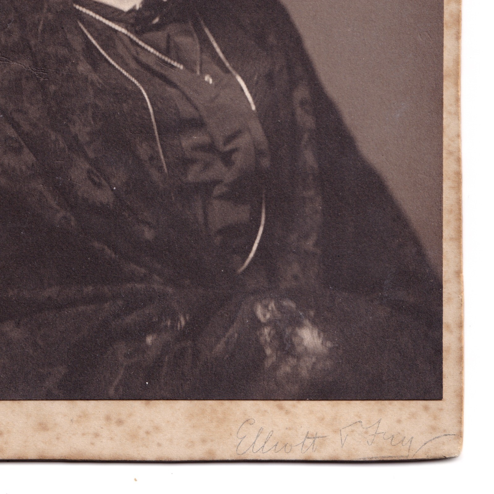 Cabinet Card: Cabinet Card: Elliott & Fry, Woman Wearing Day Cap, Dark Outfit.: catalogue image 6