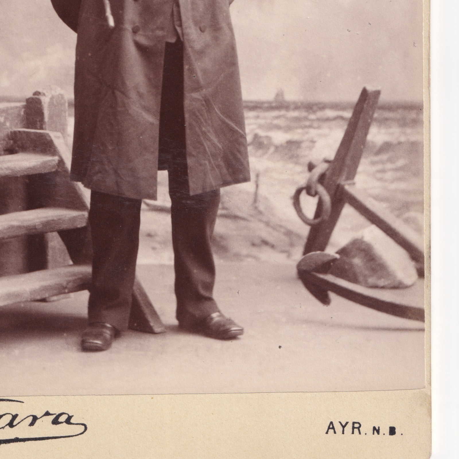 Cabinet Card: Cabinet Card Portrait of Isaac Briggs, Wakefield Connection. Bara, AYR. N.B Card: Briggs: catalogue image 6