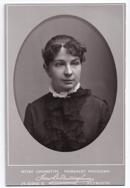 Cabinet Card: Cabinet Card: Portrait, Woman. Heath & Bullingham, Patent Chromotype. Plymouth: catalogue image 1