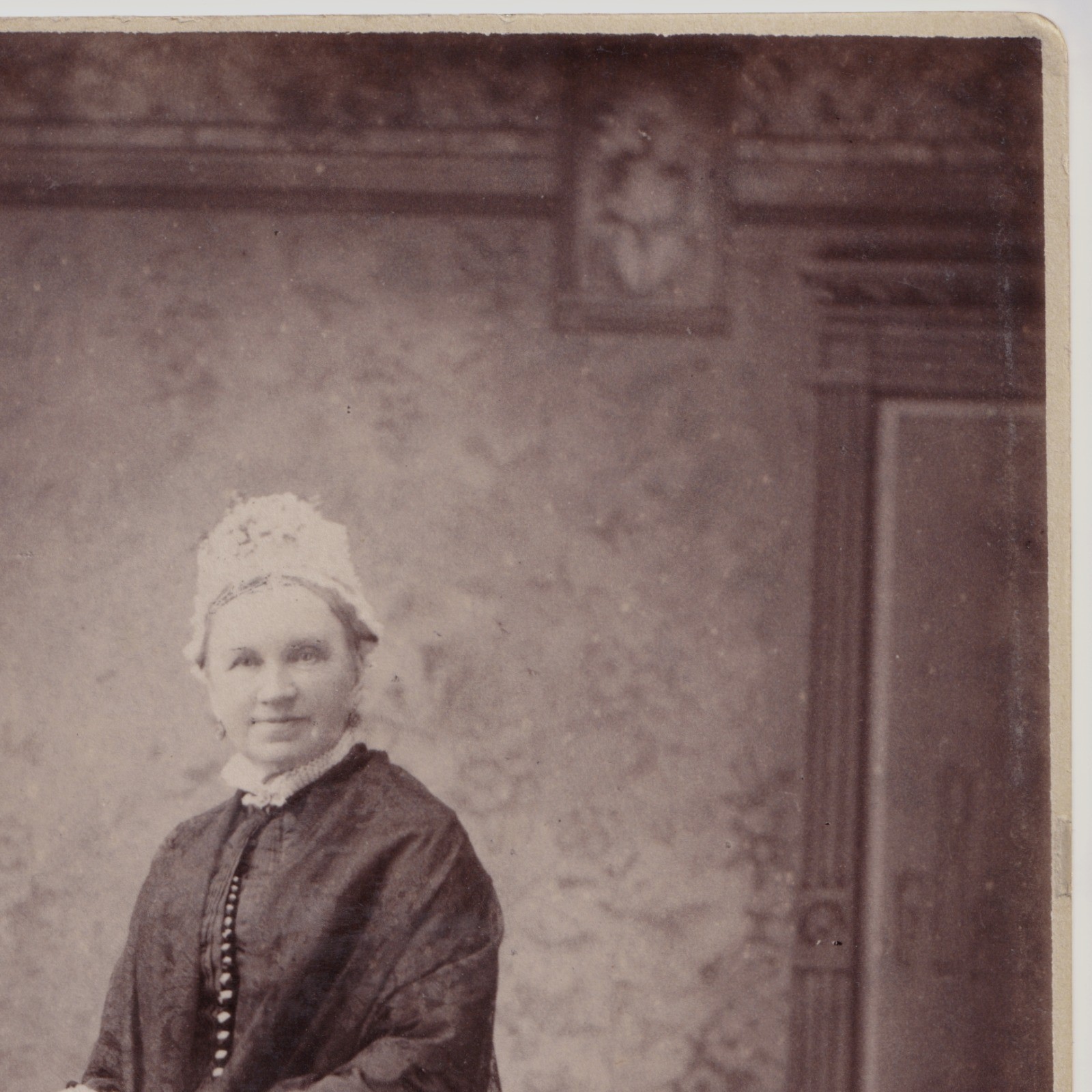 Cabinet Card: Cabinet Card Possibly Sarah Briggs, Wakefield Connection. Bara, AYR. N.B Card: Briggs: catalogue image 6