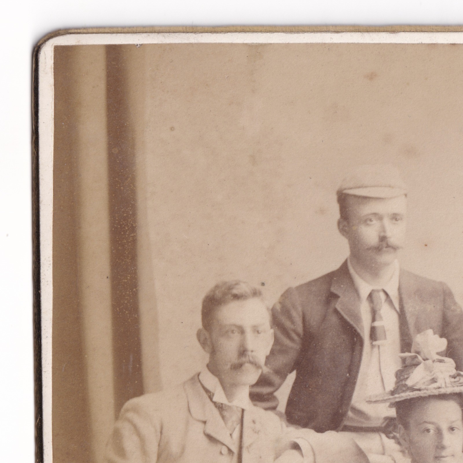 Cabinet Card: Cabinet Card: W. Scott, ILKLEY, The Grove, Group Photograph.: catalogue image 9