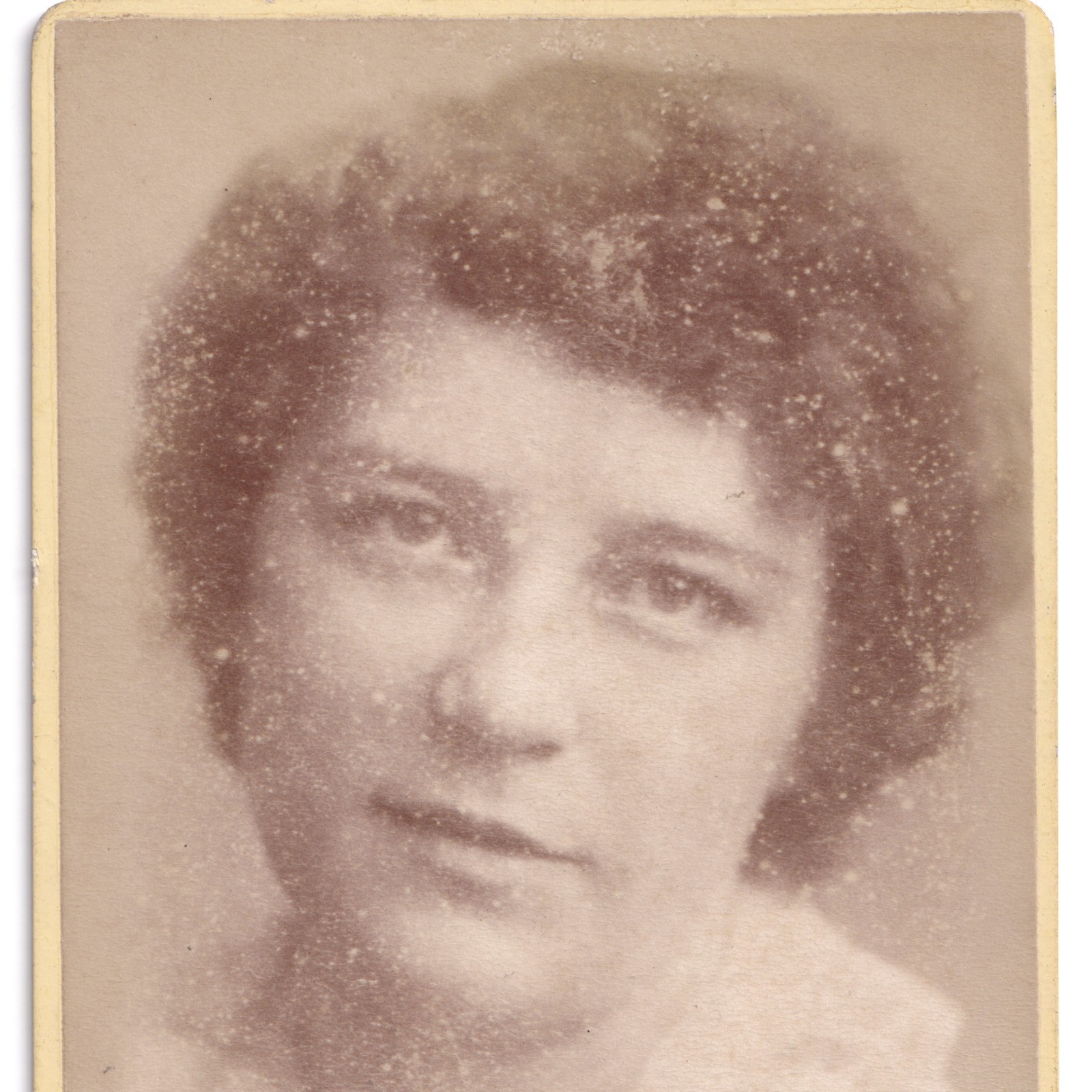 CDV: CDV: A & G Taylor Card, Woman with Short Curly Hair.: catalogue image 2