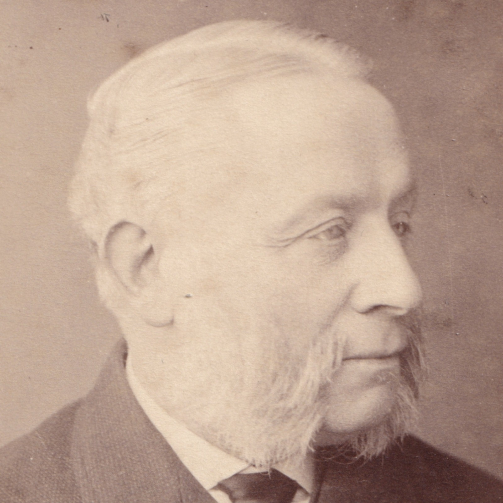 CDV: CDV: Cobb & Son Card, Woolwich. Portrait of a Man.: catalogue image 2