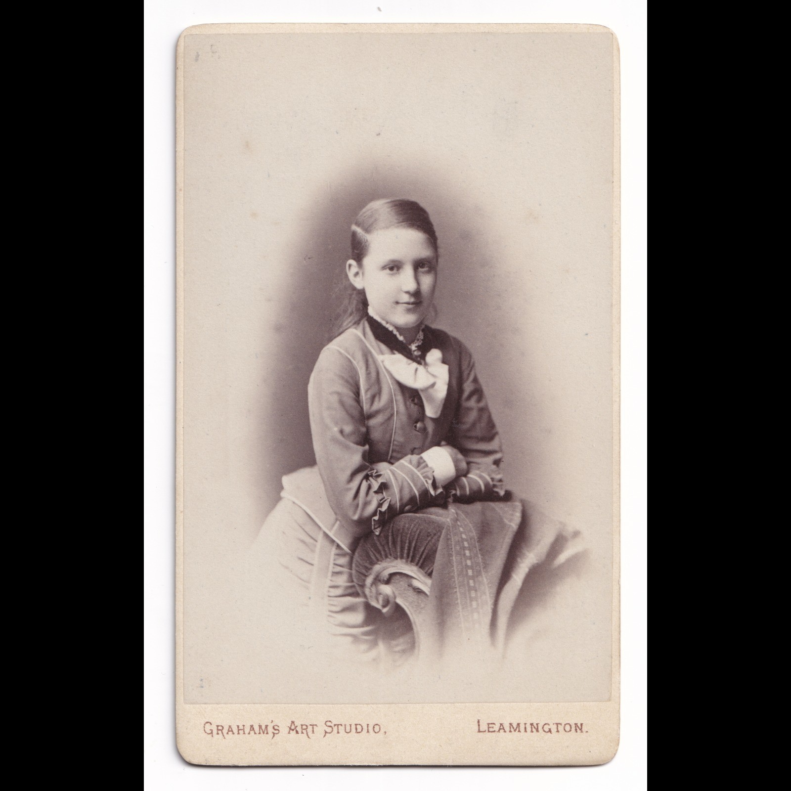 CDV: CDV: Graham's Art Studio Card, Leamington. Smiling Young Girl.: catalogue image 1