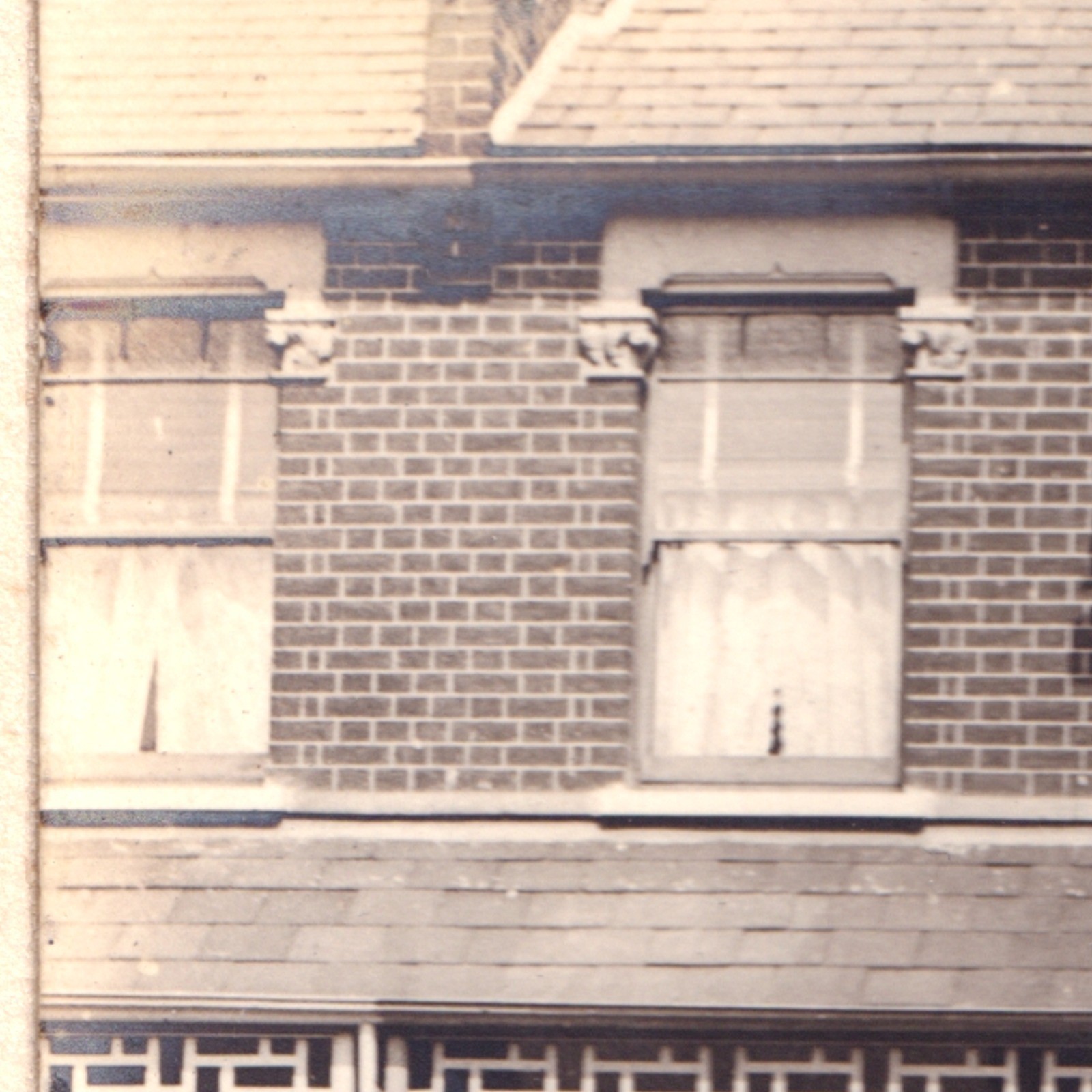 CDV: CDV: House Front, Possibly Hounslow.: catalogue image 12