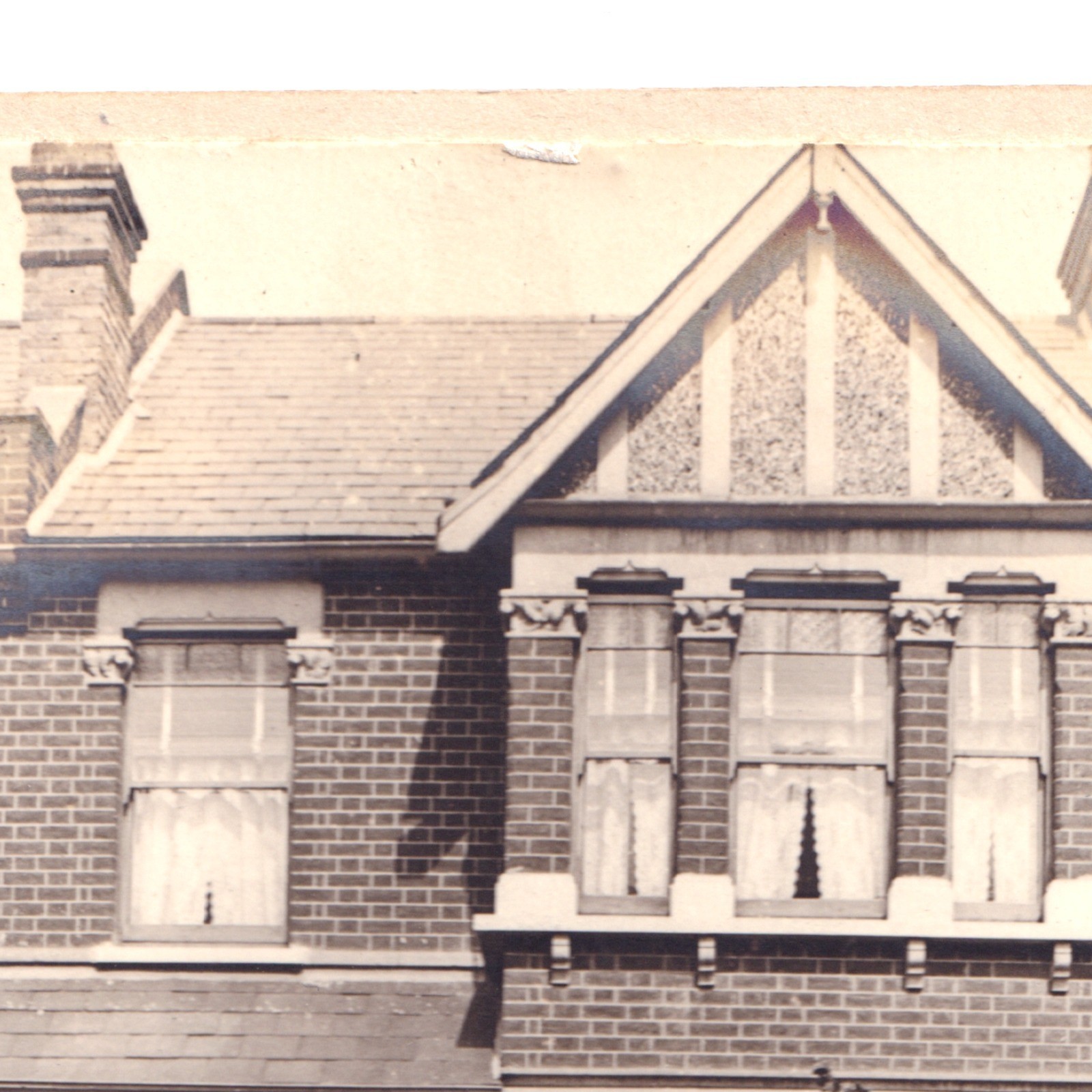 CDV: CDV: House Front, Possibly Hounslow.: catalogue image 5