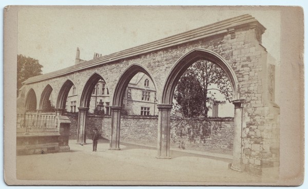 CDV: CDV: Infirmary Arches, Gloucester, Abraham Thomas Card.: catalogue image 1