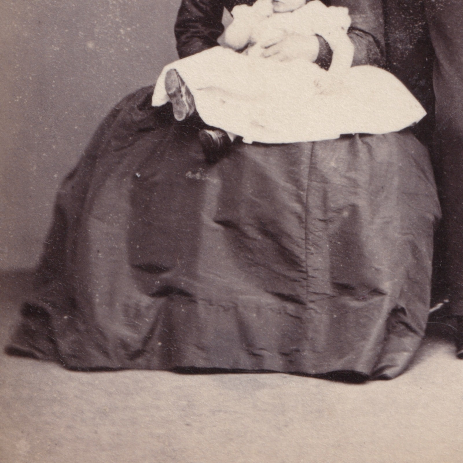 CDV: CDV, J. Ballantine Card, Cumnock. Man, Woman and Baby Portrait.: catalogue image 11