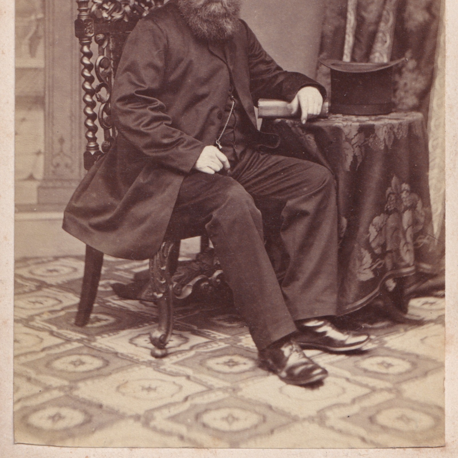 CDV: CDV: L. CELLA. Bargate, Boston. Seated Man with Beard.: catalogue image 7
