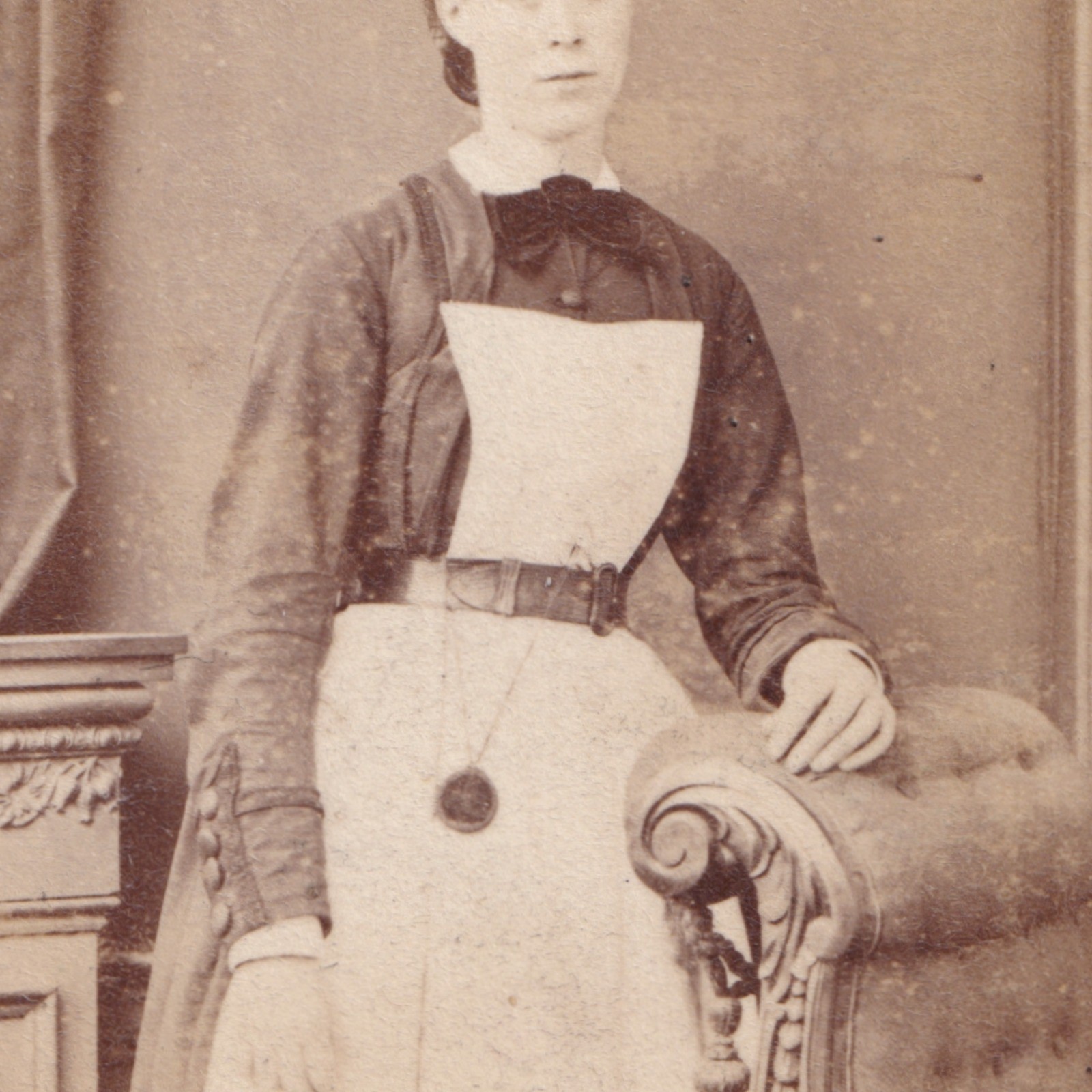 CDV: CDV: Maid or Nurse, Charles Wilson Card, Newcastle on Tyne.: catalogue image 8
