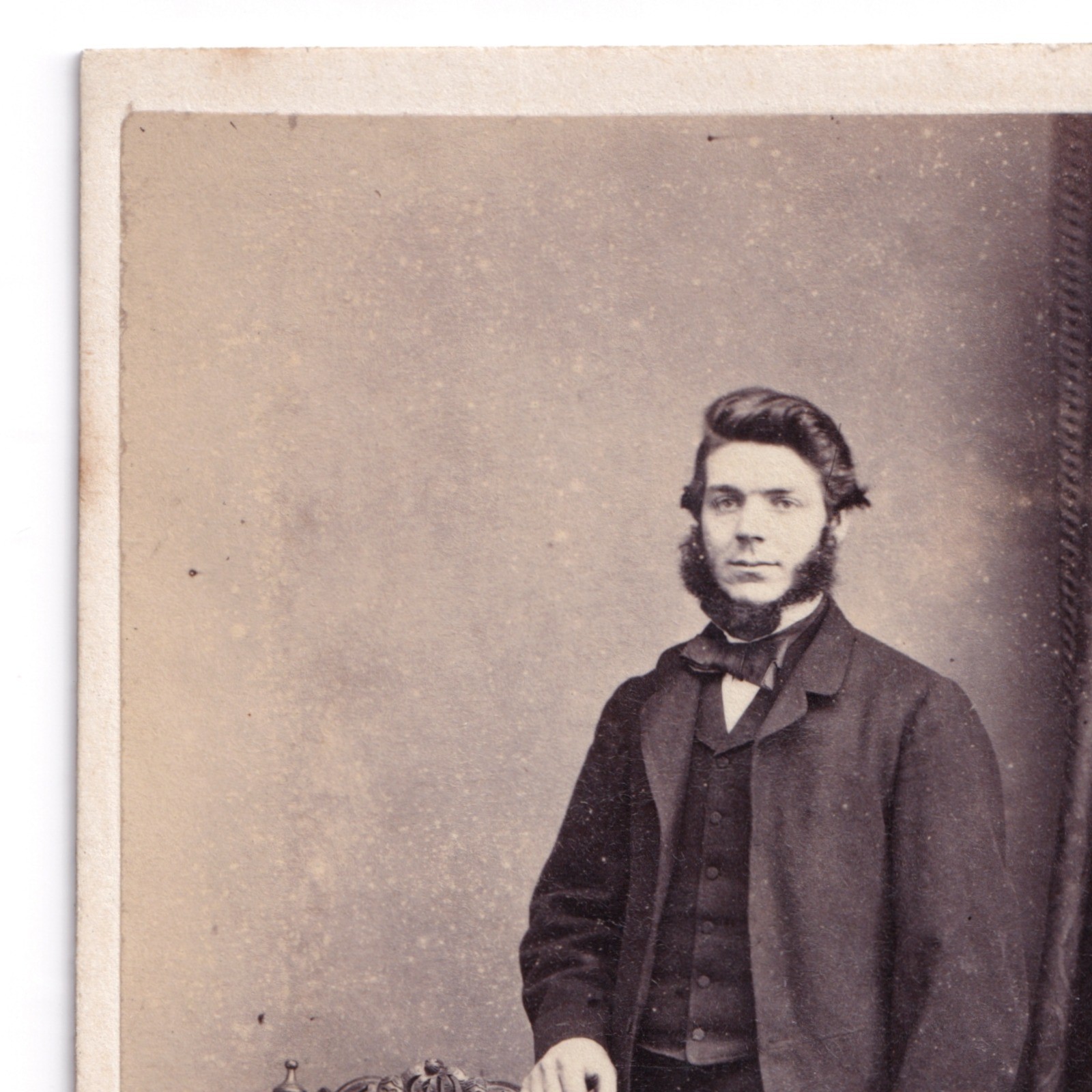 CDV: CDV, Man in Formal Dress, Top Hat, Ornate Chair, London School of Photography.: catalogue image 3