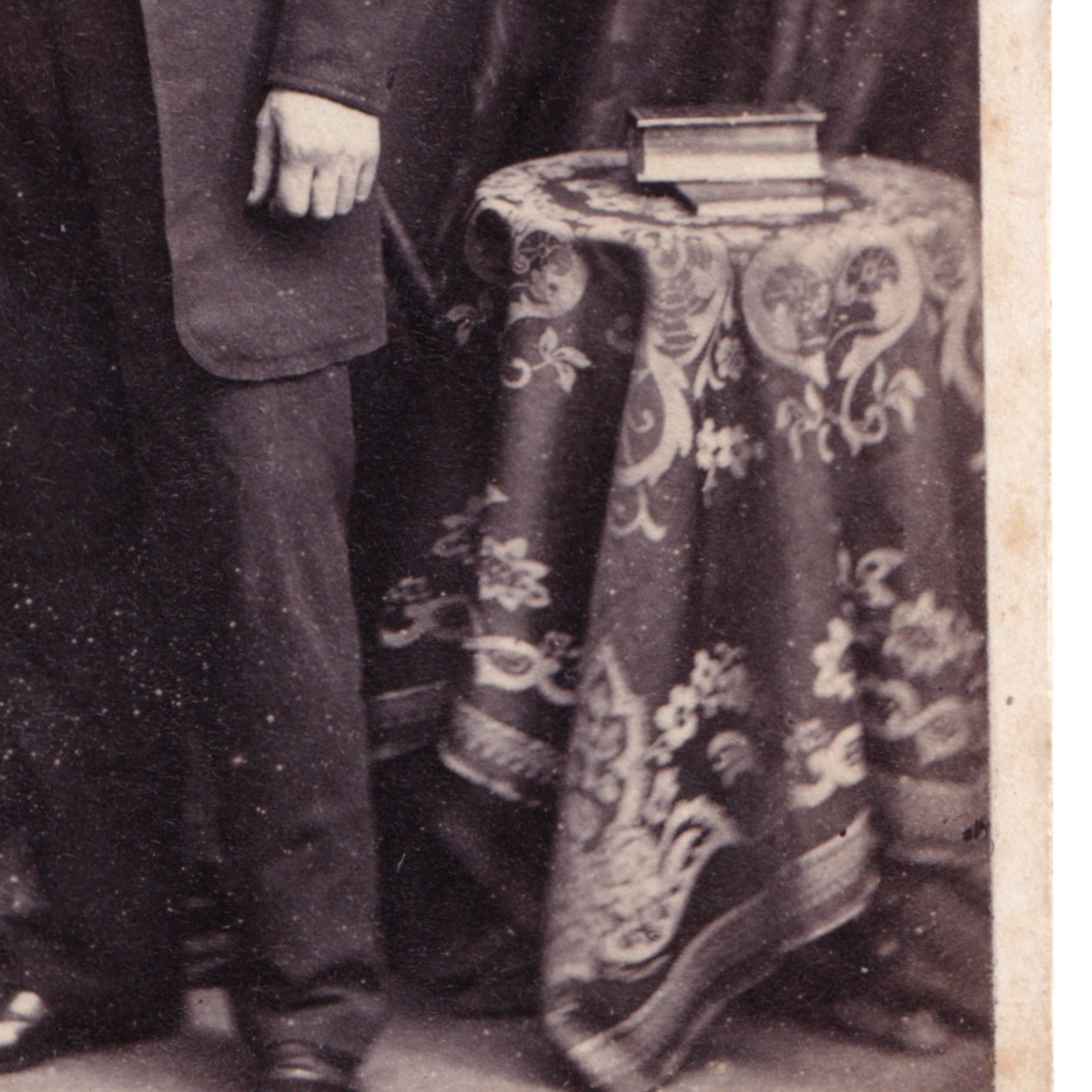 CDV: CDV, Man in Formal Dress, Top Hat, Ornate Chair, London School of Photography.: catalogue image 8