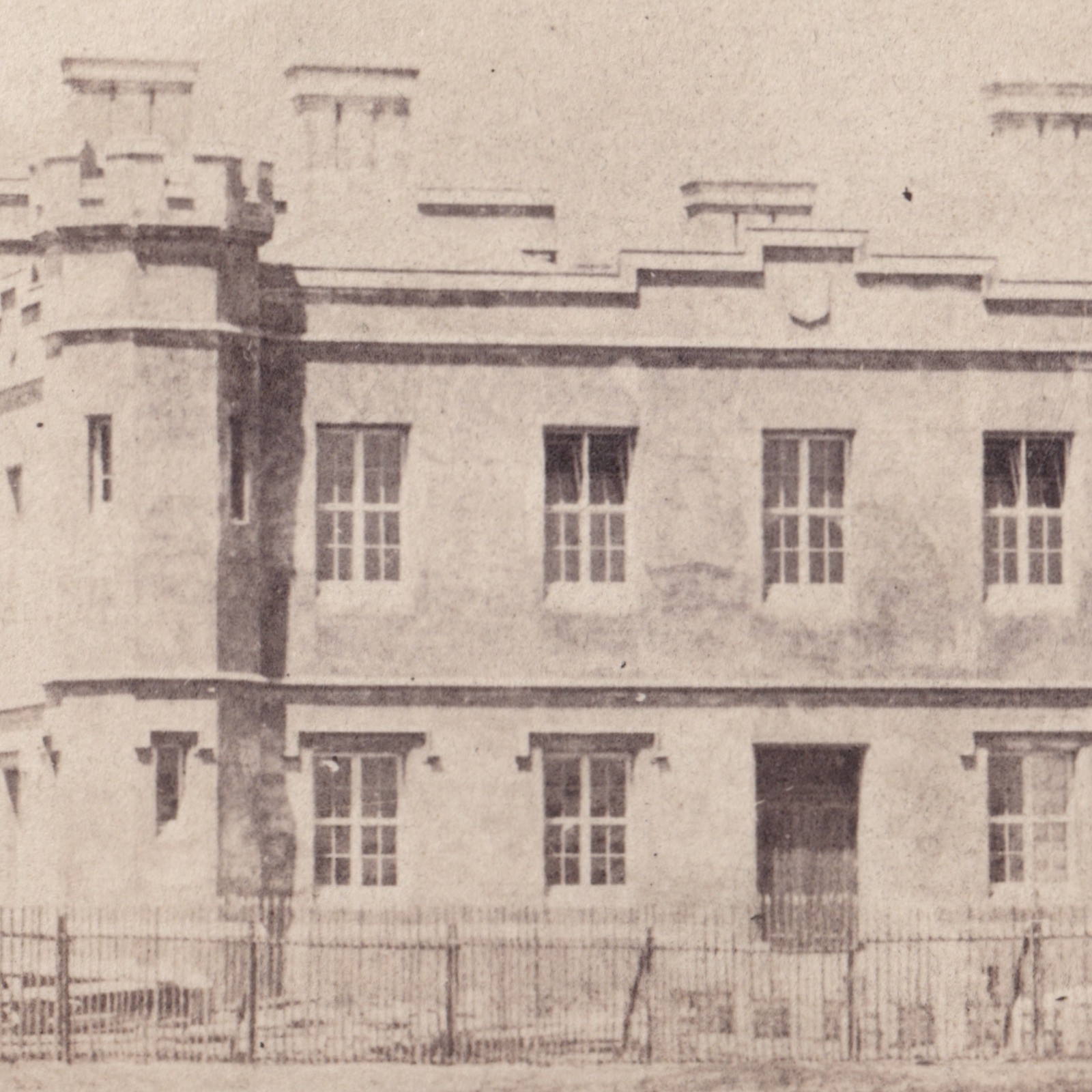 CDV: CDV: New Somerset Hospital, near Cape Town, Cape of Good Hope: catalogue image 8