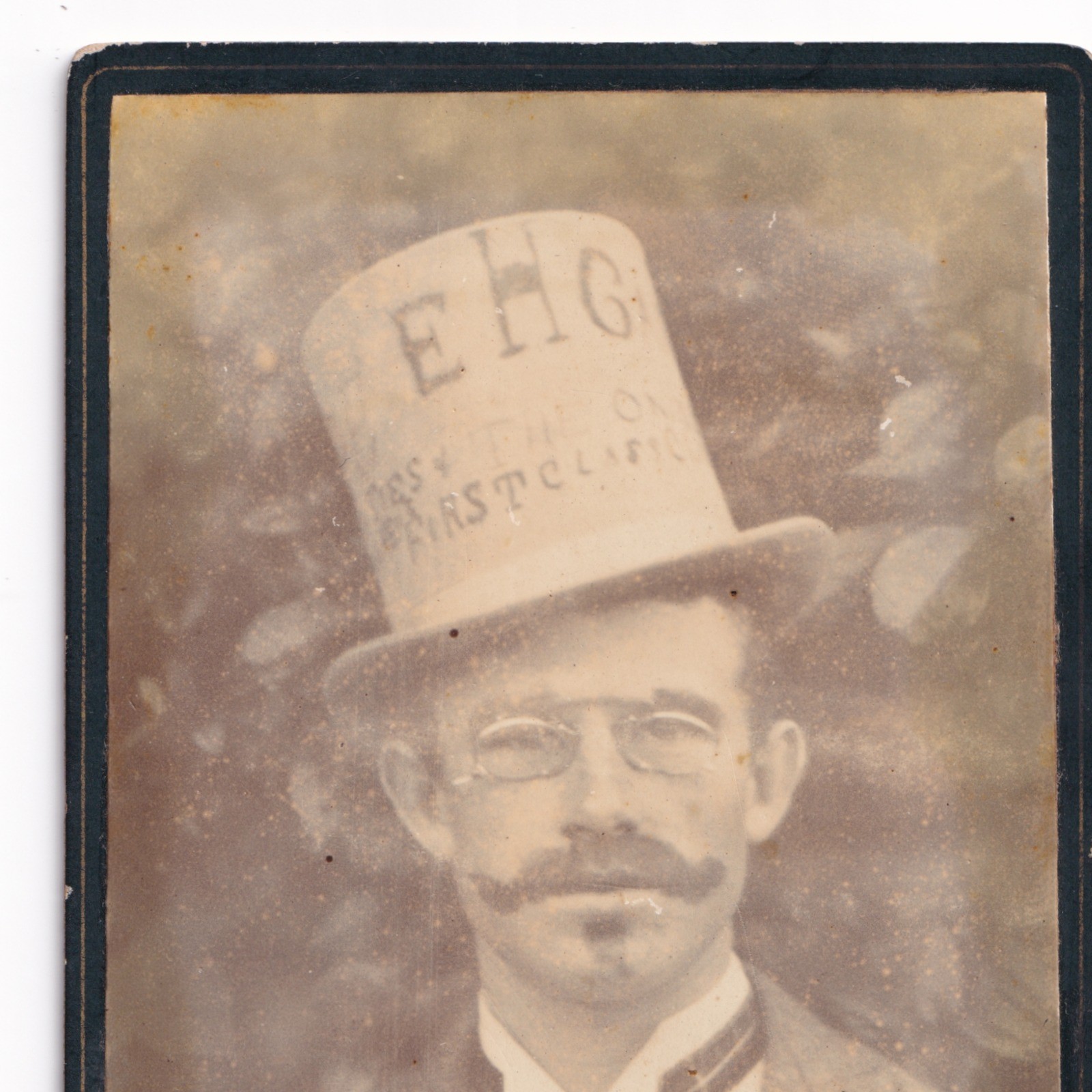 CDV: UNSOLVED CDV: Man in Promotional or Novelty Top Hat. EHG, First Class.: catalogue image 8
