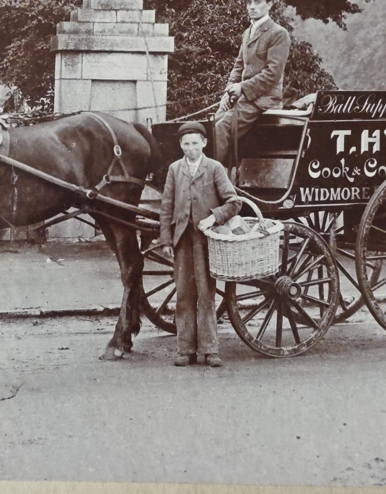Photograph: Vintage Photograph, T. HYDE, Confectioner’s Horse and Cart, Widmore, Bromley.: catalogue image 7