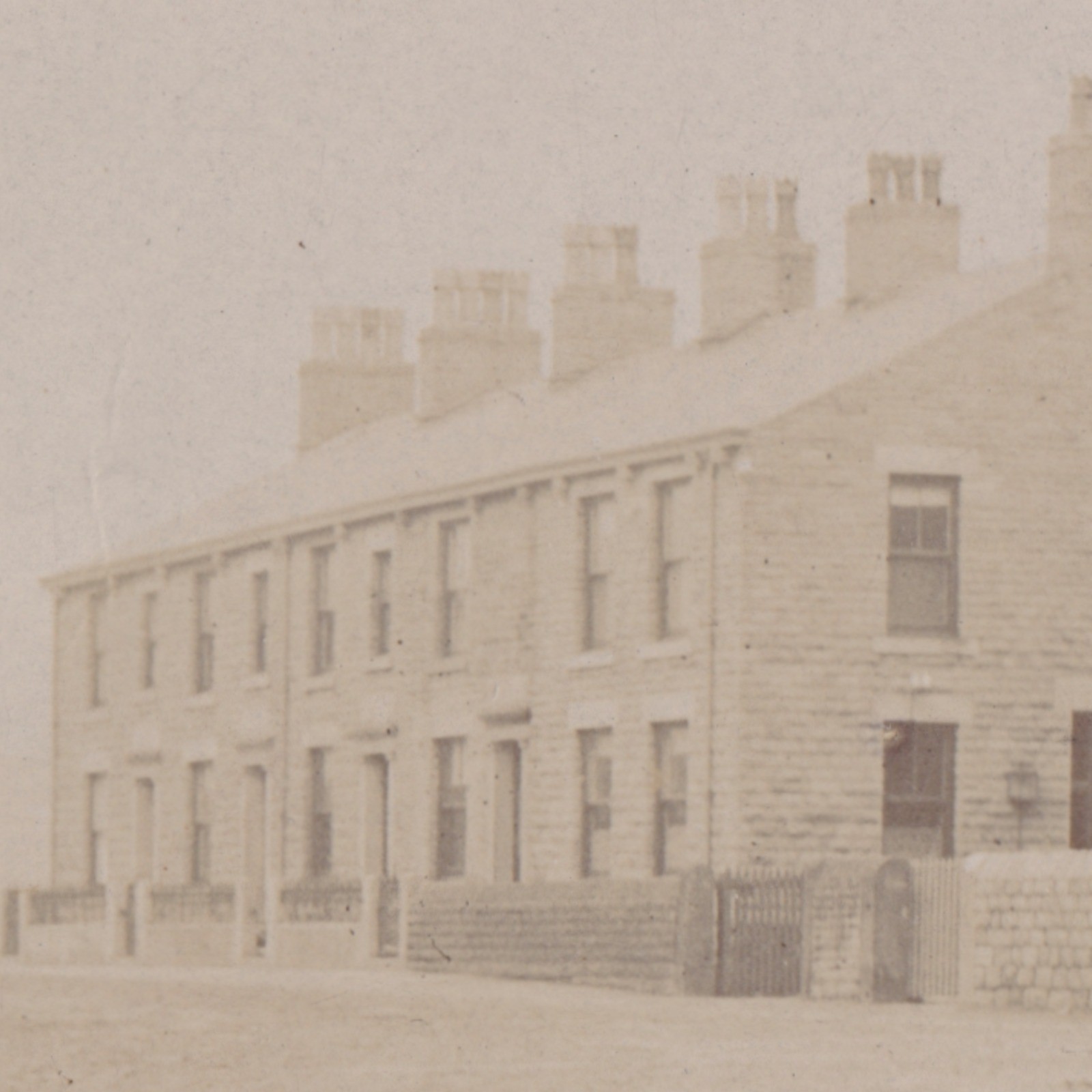 Postcard: Postcard: Low Leighton, Derbyshire, Pub. Real Photograph.: catalogue image 7