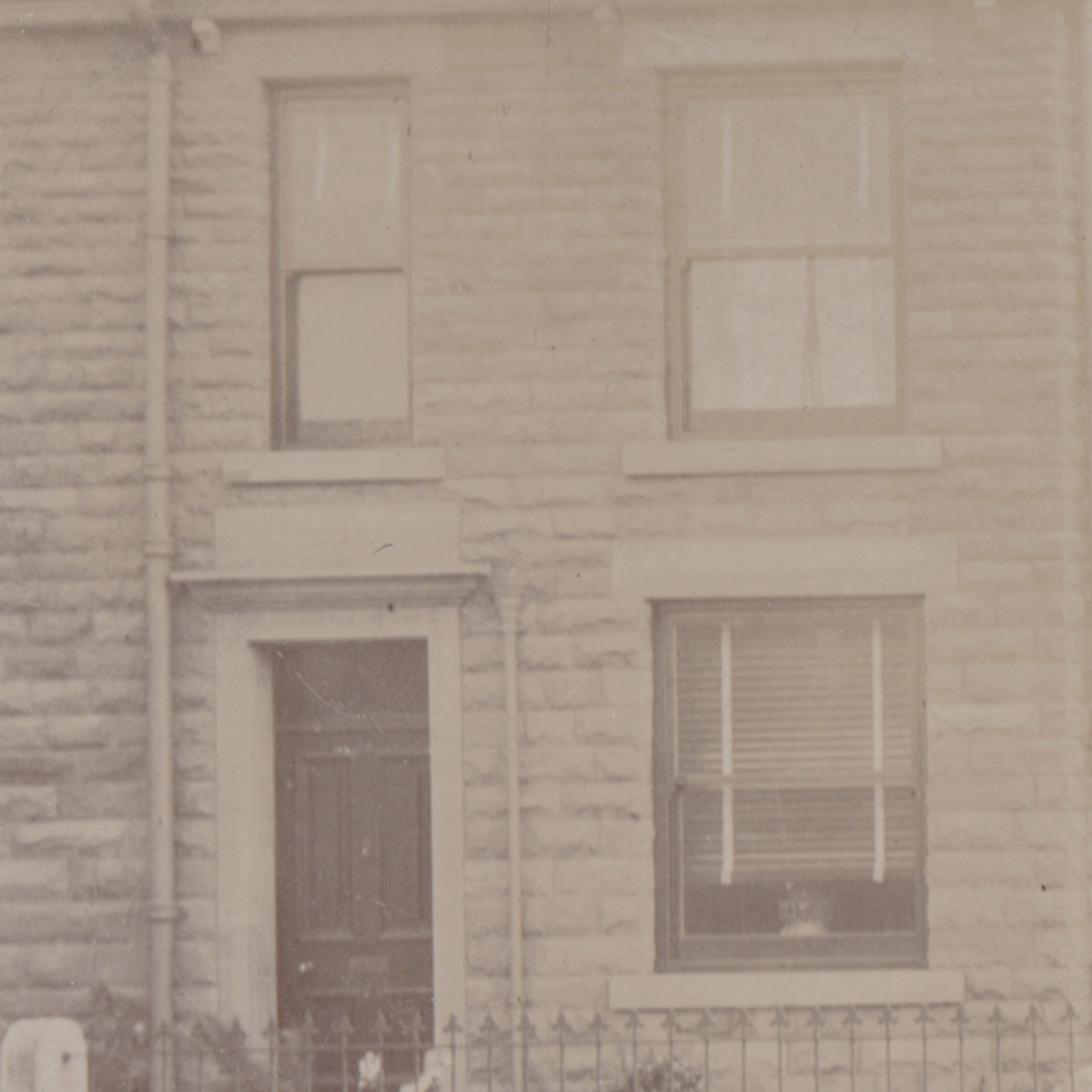 Postcard: Postcard: Possibly Woone Lane, Clitheroe, Lancashire, Real Photograph.: catalogue image 10