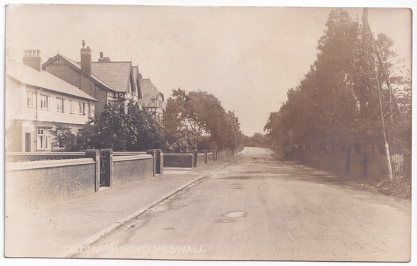 Postcard: Postcard, Telegraph Road, HESWALL.: catalogue image 1
