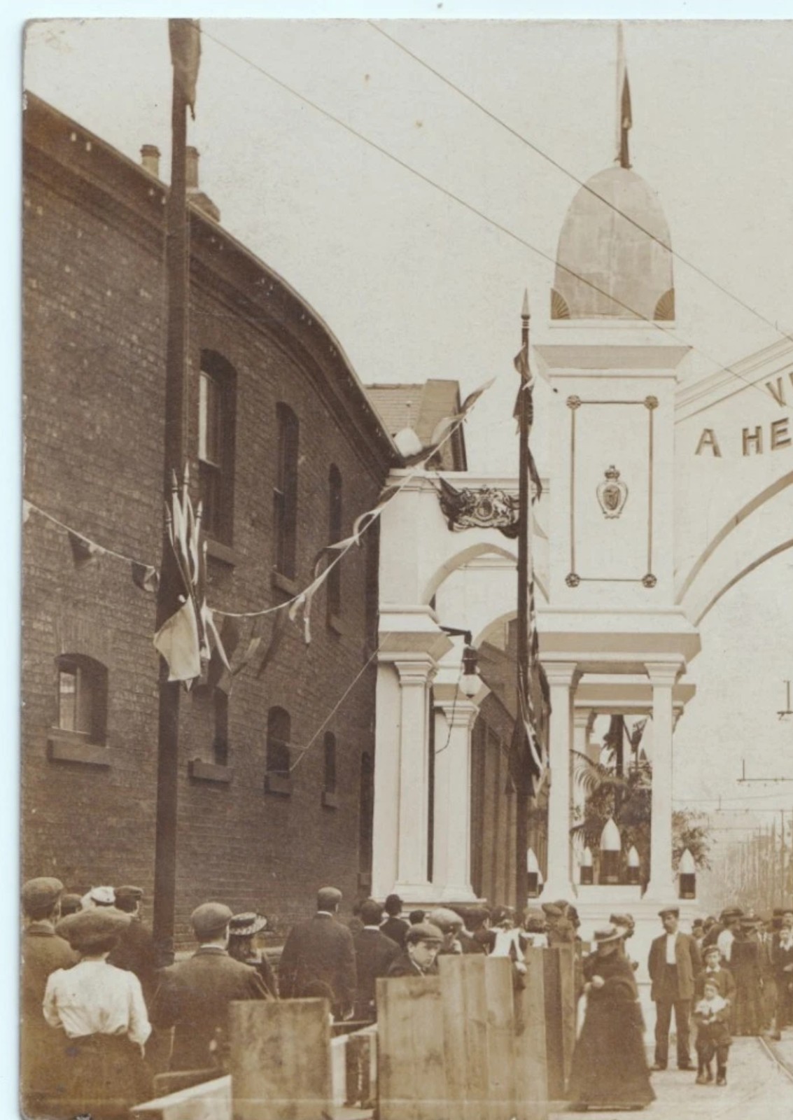 Postcard: Postcard, Vickers Works Arch, Sheffield, Animated Real Photograph.: catalogue image 5