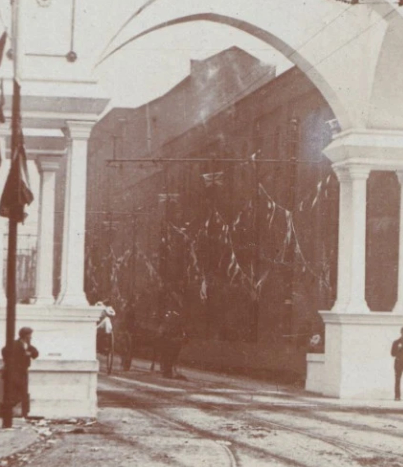 Postcard: Postcard, Vickers Works Arch, Sheffield, Real Photograph, Posted 05.: catalogue image 6